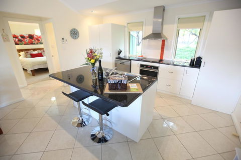 One Tree Bed And Breakfast - Accommodation Cooktown 8