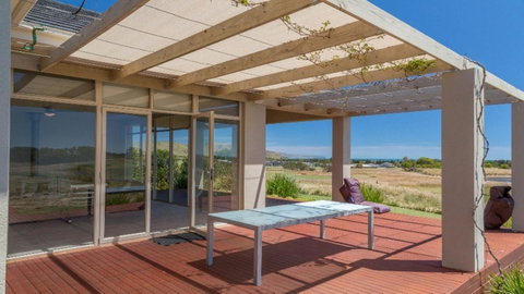 Golfers Paradise (18th Tee) - 52 Huntingdale Drive - Accommodation Cooktown 5
