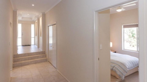 Golfers Paradise (18th Tee) - 52 Huntingdale Drive - Accommodation Cooktown 17