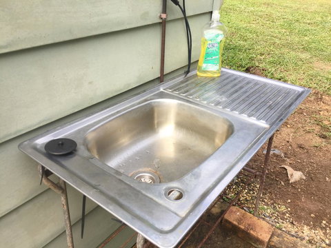 A Peaceful Cabin In The Country - Accommodation Cooktown 9