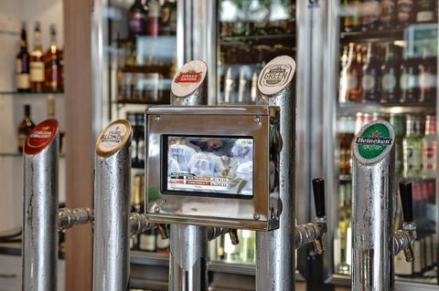 Walkers Arms Hotel - Accommodation Cooktown 9