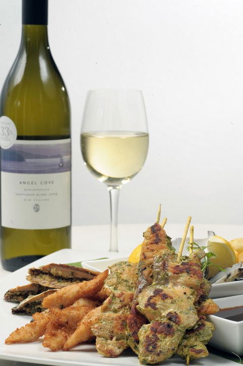 Walkers Arms Hotel - Accommodation Cooktown 20