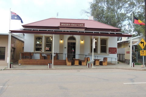 Wozza's B&B - Accommodation Cooktown 0