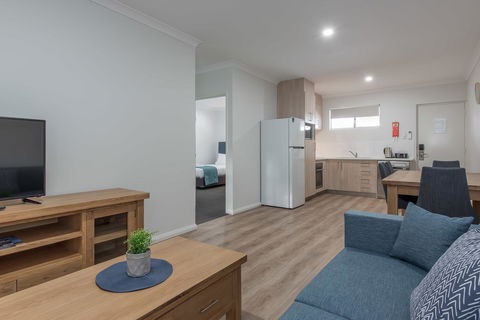 Jurien Bay Motel Apartments - Accommodation Cooktown 19