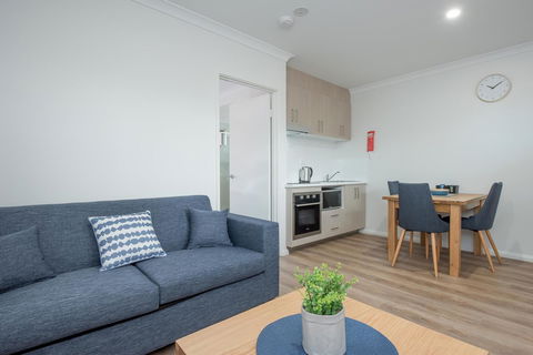 Jurien Bay Motel Apartments - Accommodation Cooktown 6