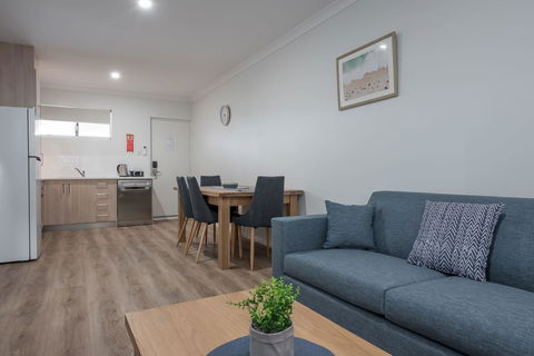 Jurien Bay Motel Apartments - Accommodation Cooktown 7