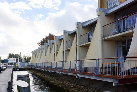 Oceanside 23 - Accommodation Cooktown 22