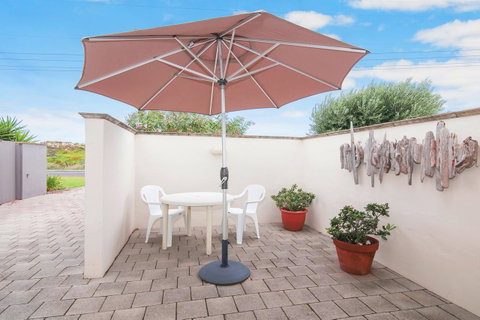 Sea & Soul Beachside Apartments - Accommodation Cooktown 10