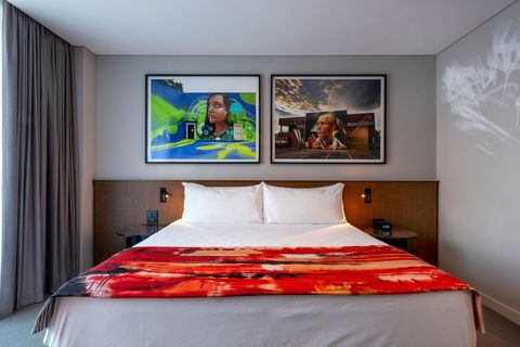 The Adnate Perth - Art Series - Accommodation Cooktown 16
