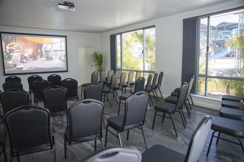 Karrinyup Waters Resort - Accommodation Cooktown 39