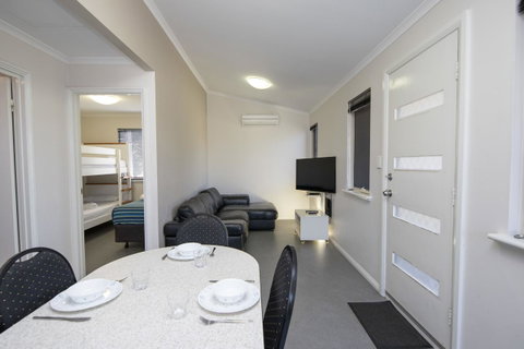 Karrinyup Waters Resort - Accommodation Cooktown 14