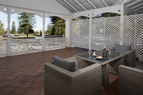 Esplanade Hotel Fremantle - By Rydges - Accommodation Cooktown 5