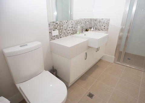 Yaran Suites - Accommodation Cooktown 5