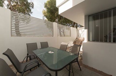 Yaran Suites - Accommodation Cooktown 21