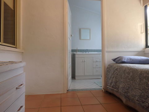 Lazy Lobster Holiday Units & Chalets - Accommodation Cooktown 13