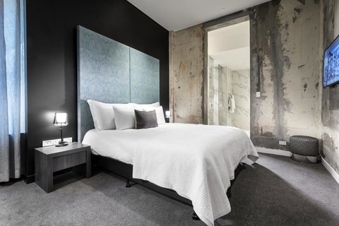 The Melbourne Hotel - Accommodation Cooktown 2