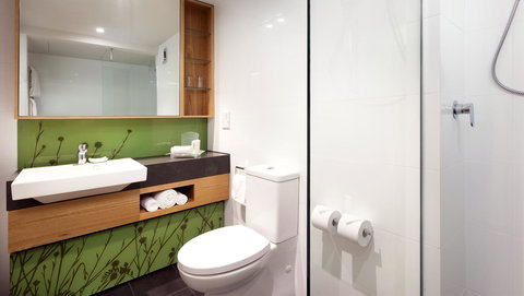 Holiday Inn Perth City Centre, An IHG Hotel - Accommodation Cooktown 3