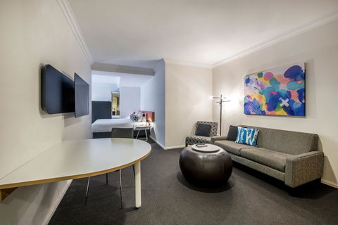 Oaks Perth Hotel - Accommodation Cooktown 3