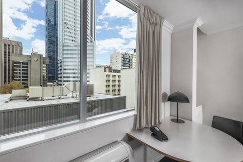 Oaks Perth Hotel - Accommodation Cooktown 13