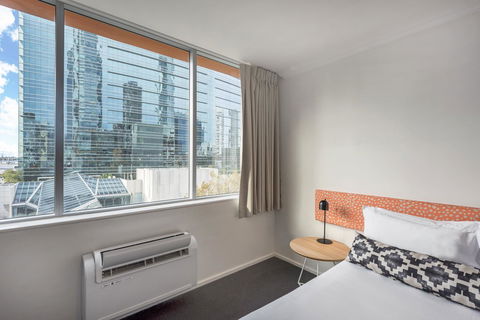 Oaks Perth Hotel - Accommodation Cooktown 6