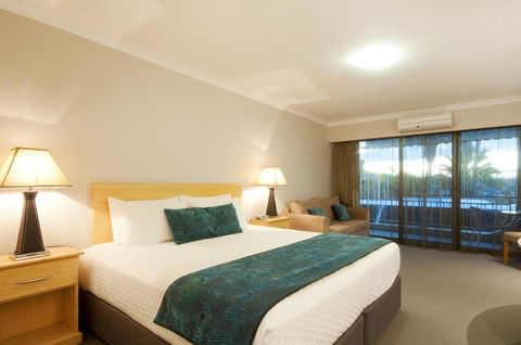 Dog Rock Motel - Accommodation Cooktown 2