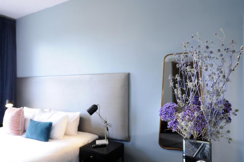 The Stirling Arms Hotel - Accommodation Cooktown 22