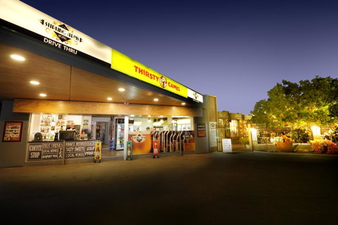 The Stirling Arms Hotel - Accommodation Cooktown 3