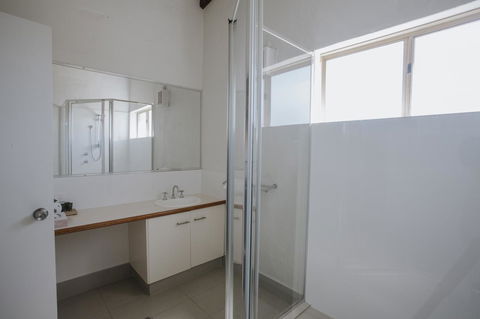 Canal Rocks Beachfront Apartments - Accommodation Cooktown 13