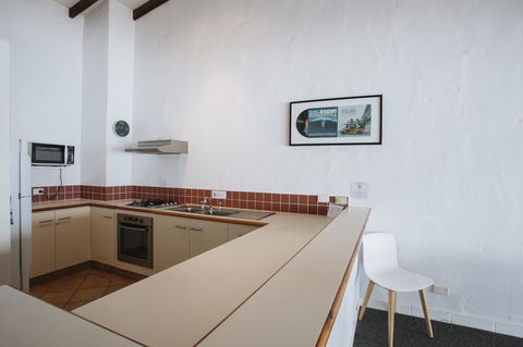 Canal Rocks Beachfront Apartments - Accommodation Cooktown 25