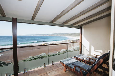 Canal Rocks Beachfront Apartments - Accommodation Cooktown 18