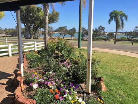 Kalbarri Seafront Villas - Accommodation Cooktown 10