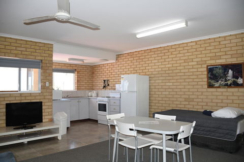 Kalbarri Seafront Villas - Accommodation Cooktown 16
