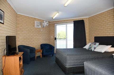Kalbarri Seafront Villas - Accommodation Cooktown 26