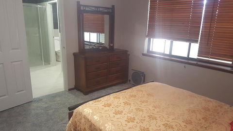 Whitlock Stays - Accommodation Cooktown 14