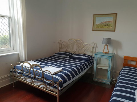 Captain\'s Heritage Cottage - Central Fremantle 2 Bedroom Historic Cottage - Accommodation Cooktown 6