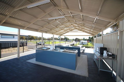 BIG4 Bunbury Riverside Holiday Park - Accommodation Cooktown 18