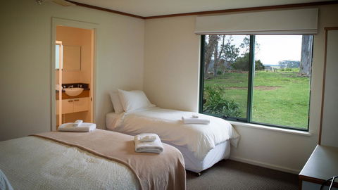 Karri Mia Chalets And Studios - Accommodation Cooktown 10