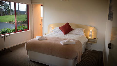 Karri Mia Chalets And Studios - Accommodation Cooktown 7