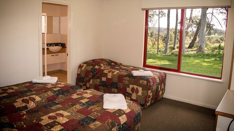 Karri Mia Chalets And Studios - Accommodation Cooktown 14