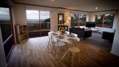 Karri Mia Chalets And Studios - Accommodation Cooktown 4