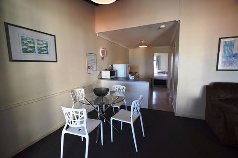 West Beach Lagoon 123 - Location & Views!!! - Accommodation Cooktown 7