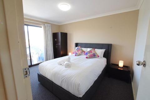 West Beach Lagoon 123 - Location & Views!!! - Accommodation Cooktown 3