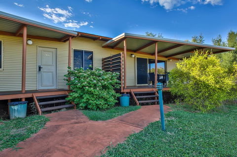 Kimberley Hotel - Accommodation Cooktown 33