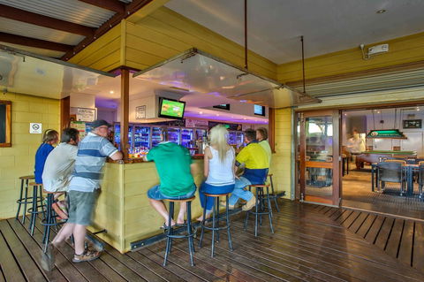 Kimberley Hotel - Accommodation Cooktown 11