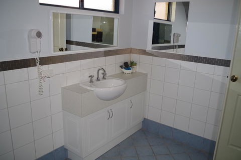 Kalbarri Blue Ocean Villas - Accommodation Cooktown 23