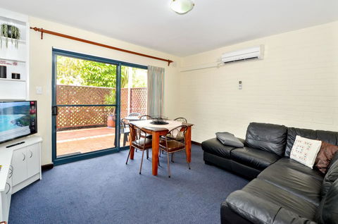 Dolphin Lodge Albany - Self Contained Apartments At Middleton Beach - Accommodation Cooktown 10