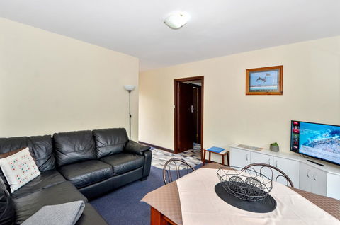 Dolphin Lodge Albany - Self Contained Apartments At Middleton Beach - Accommodation Cooktown 26
