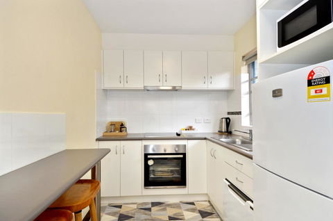 Dolphin Lodge Albany - Self Contained Apartments At Middleton Beach - Accommodation Cooktown 9