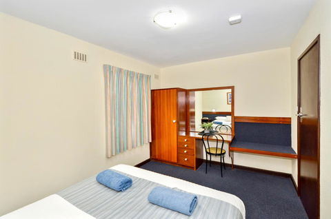 Dolphin Lodge Albany - Self Contained Apartments At Middleton Beach - Accommodation Cooktown 25