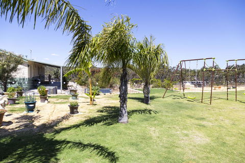 The Heights Bed & Breakfast - Accommodation Cooktown 14